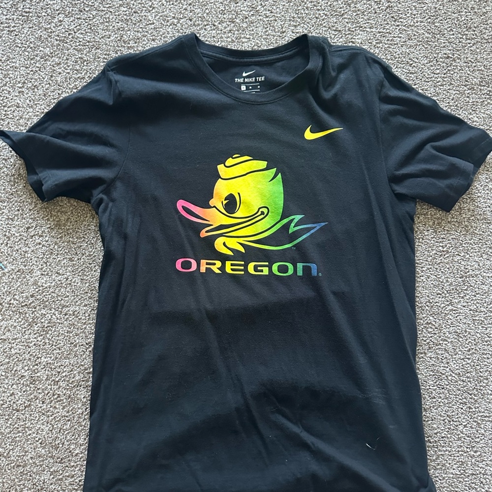 Nike Black T-Shirt Be True Rainbow Oregon Duck Football Graphic Tee